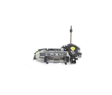 KAPI IC BRAKETI ON SOL AUDI A4 01-08 - 8E1837885A