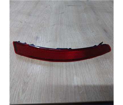 Volkswagen ARKA TAMPON REFLEKTÖRÜ SOL 2015 SONRASI YENİ JETTA - 5C6945105B