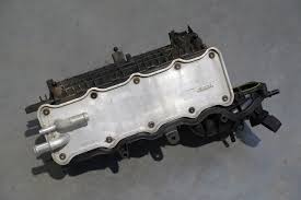 Volkswagen EMME MANİFOLDU KOMPLE 1.4 TSİ CZD MOTOR TÜM MODELLER - 04E129711