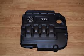 MOTOR ÜST KORUMA KAPAGI VOLKSWAGEN 1.6 2.0 TDİ TÜM MODELLER - 04L103925Q