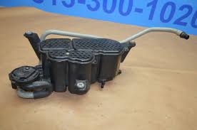 Volkswagen AKTİF KARBON FİLİTRE KUTUSU A4-A5-A7-TOUREG - 8K0201801