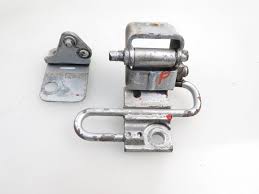 OEM ARKA KAPI MENTEŞESİ SAG-SOL SKODA OCTAVİA-PASSAT - 4B0833411D