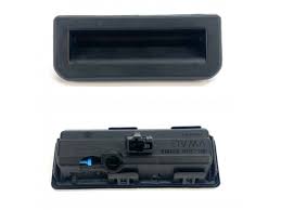 OEM 2013 >  POLO                             2016 >  PASSAT - JETTA            TOUAREG - A1 - A3 - A5 - A6      Q2 - Q3 - Q7 - Q8                      KAROQ - KODIAQ - RAPID       SUPERB - OCTAVIA      BAGAJ AÇMA KOLU - 6V0827566