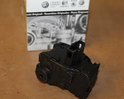 DEPO KİLİT MOTORU-SKODA-SEAT-TÜM MODELLER - 5L0810773D