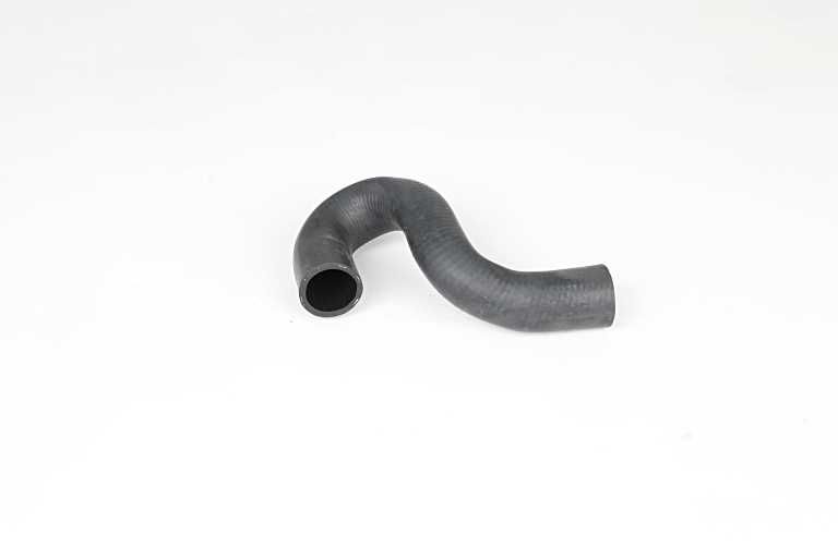Opel Radyatör Hortumu Üst Giriş Vectra C Y20dth Y22dtr 02-06 - BSG 65-700-366