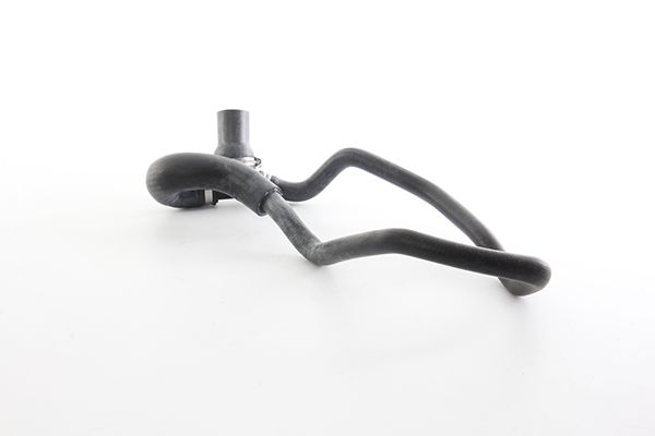 Opel Radyatör Hortumu Alt Corsa C Combo C Z13dt 04- - BSG 65-720-045