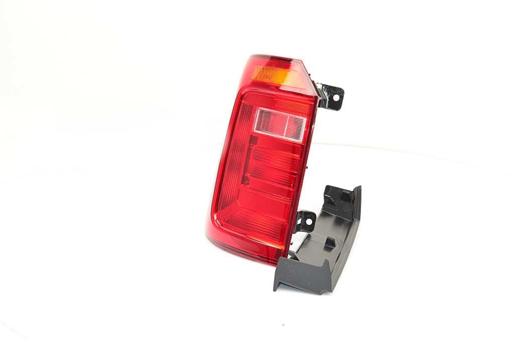 Volkswagen Stop Lambası Sol Caddy Bm 15- - BSG 90-805-014