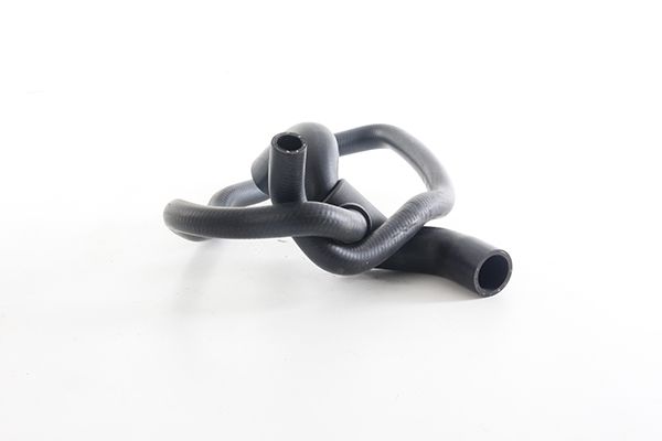 Opel Radyatör Hortumu Alt Corsa C Y17dt 02-04 - BSG 65-720-046