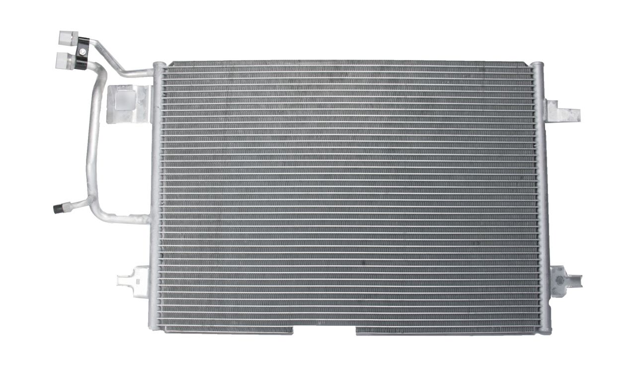 Volkswagen Klima Radyatörü (Kondenser) A4-A6 1.9Tdi-1.6-1.8-2.4-2.6 - BOSCH 1986AD2063