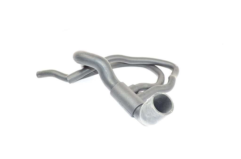 Opel Radyatör Hortumu Alt Otom.Şanzıman Corsa D Z14xep 07- - BSG 65-720-209