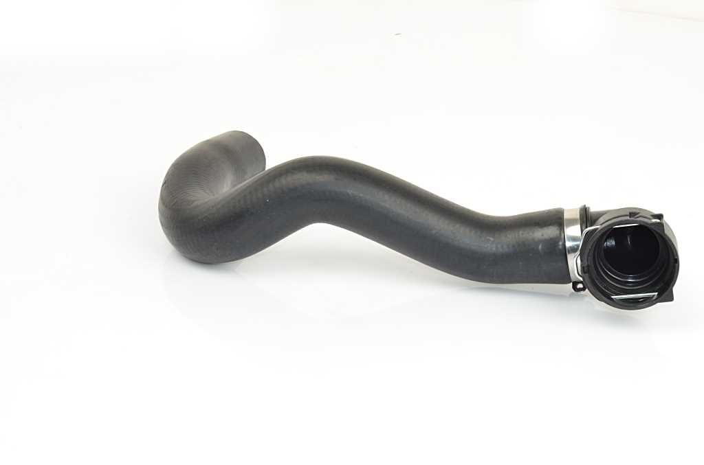 Opel Radyatör Hortumu Alt Corsa D A12xer A12xel A14xer A14xel 07- - BSG 65-720-196