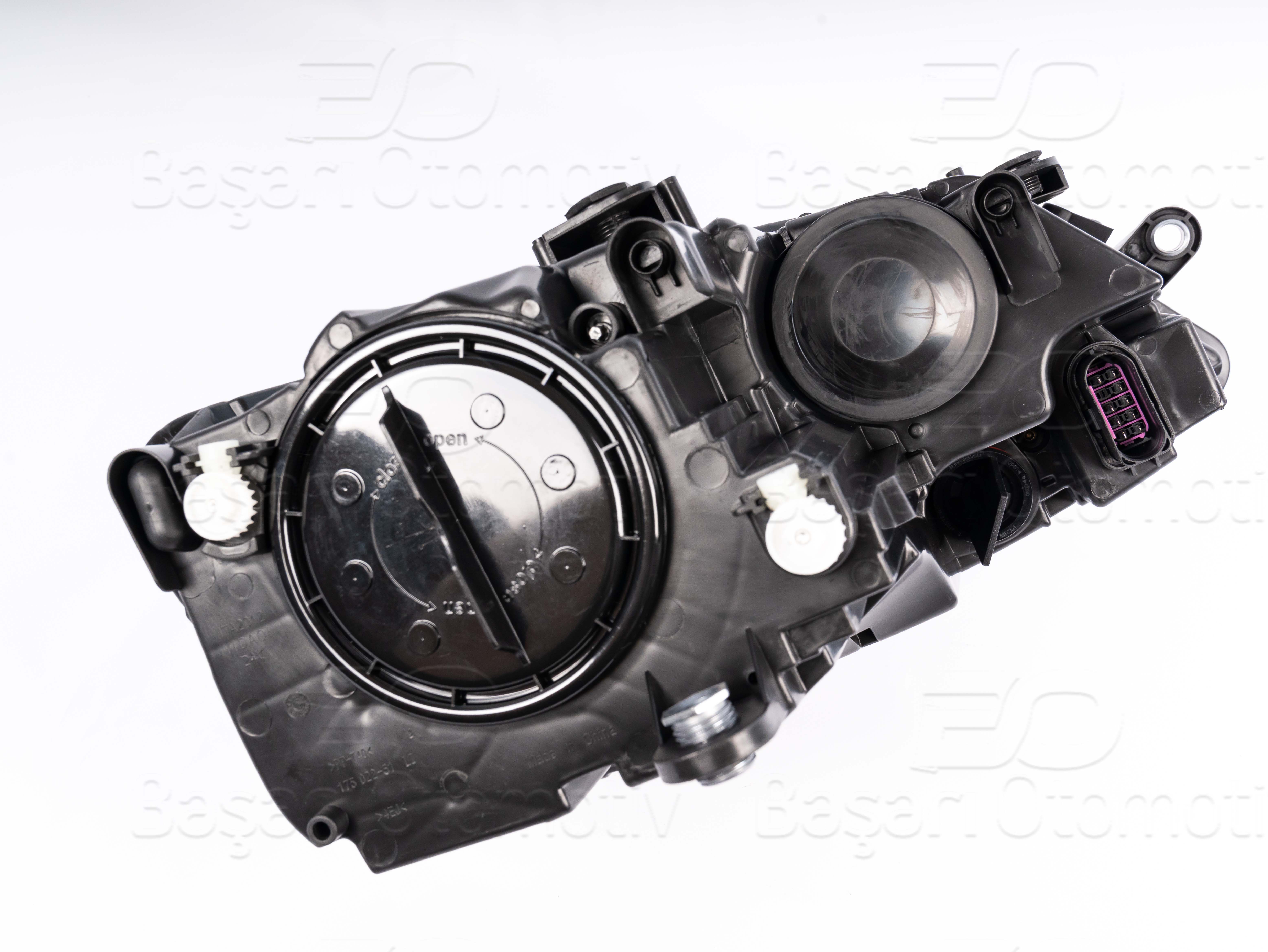 Volkswagen Far Sol Motorlu VW Jetta 12 > - WISCO 1243014-00